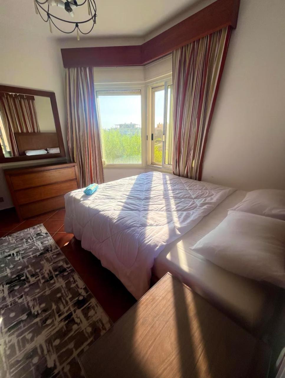 A Sea View Spacious Cheering 5 Bedroom Villa Ain Sokhna "Ain Bay" فيلا كاملة للإيجار قرية العين باي Айн-Сохна Экстерьер фото